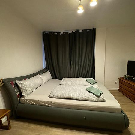 Moebliertes Zimmer Mit Tv, Internet & Kompletter Ausstattung In Bonn-Mehlem Экстерьер фото